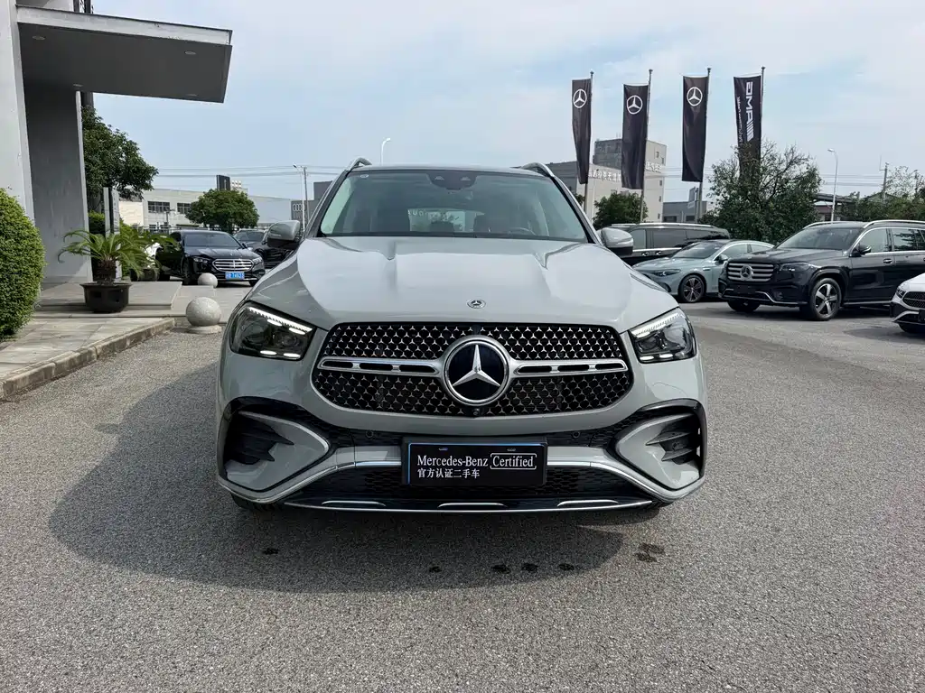 Mercedes-Benz GLE (Import) — миниатюра 2