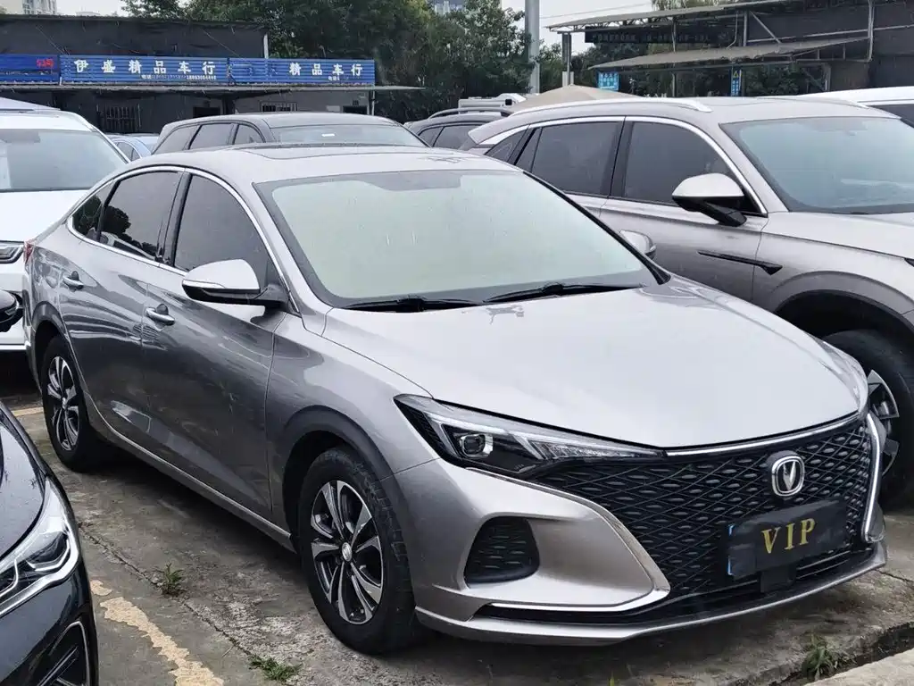 Changan Eado 2020 PLUS NE 1.4T GDI DCT Luxury