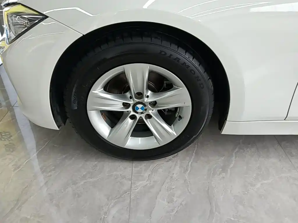 BMW 3 Series — миниатюра 23
