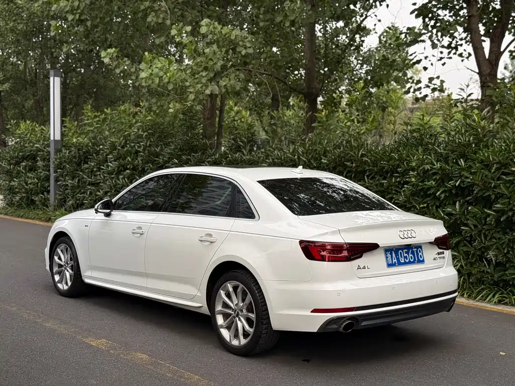Audi A4L 2018 30 40 TFSI Fashion