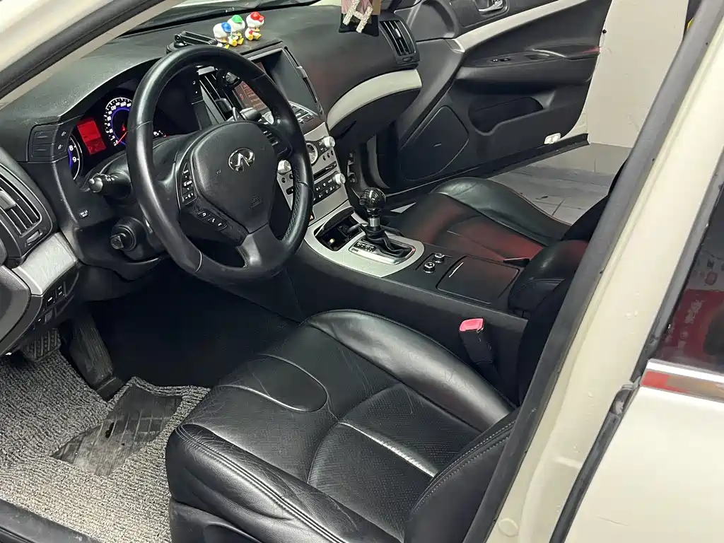 Infiniti G 2009 G37