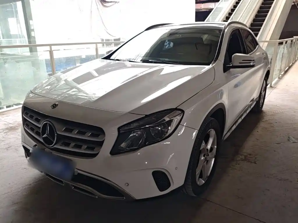 Mercedes-Benz GLA — миниатюра 2
