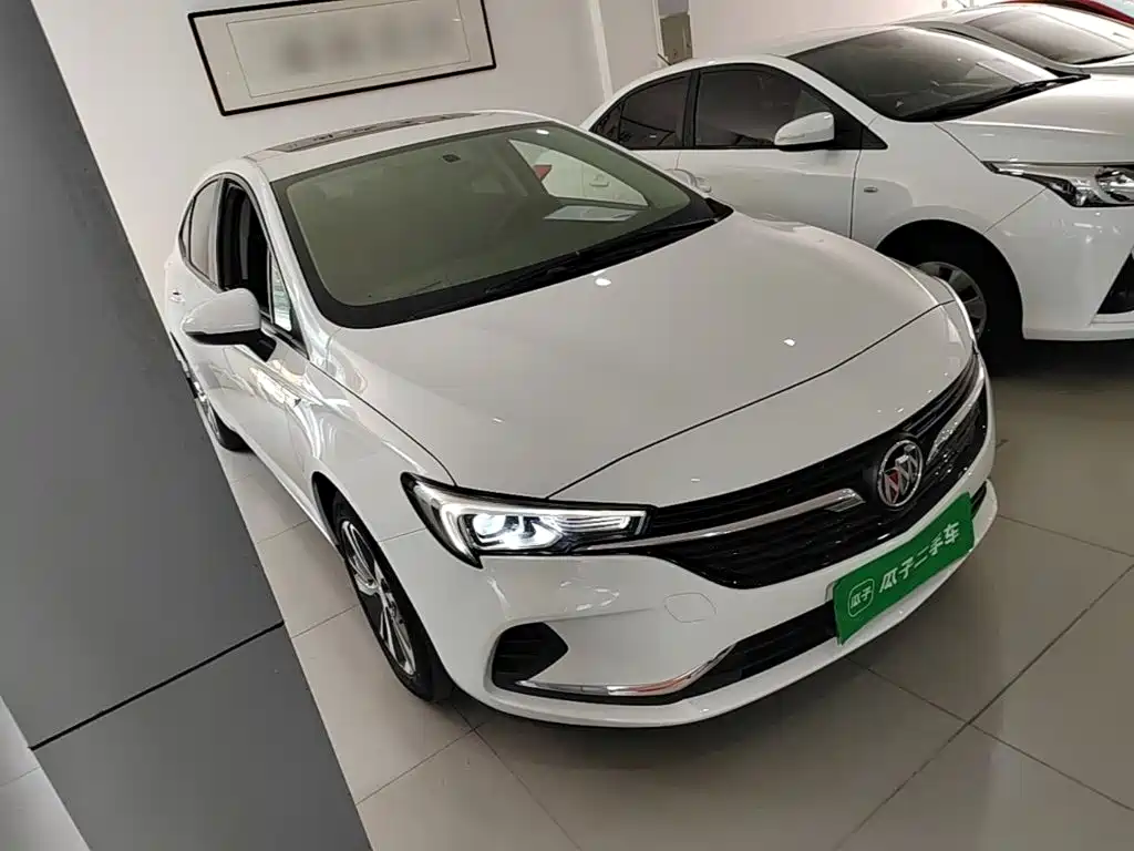 Buick Verano — миниатюра 4