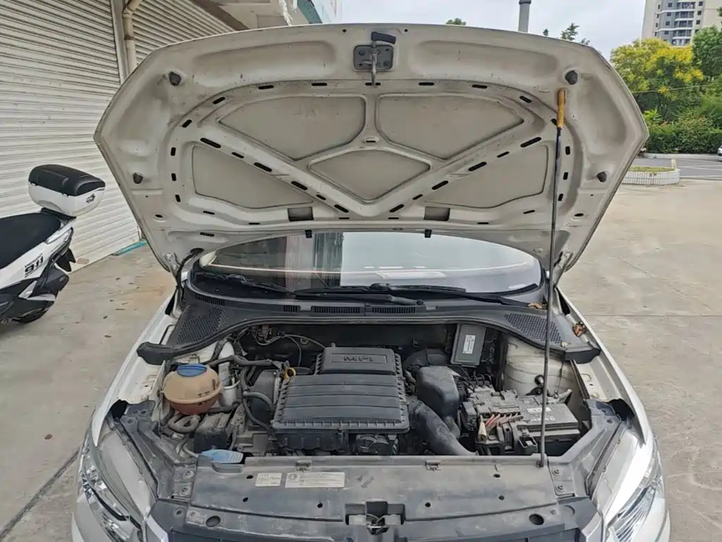 Volkswagen Santana — миниатюра 16