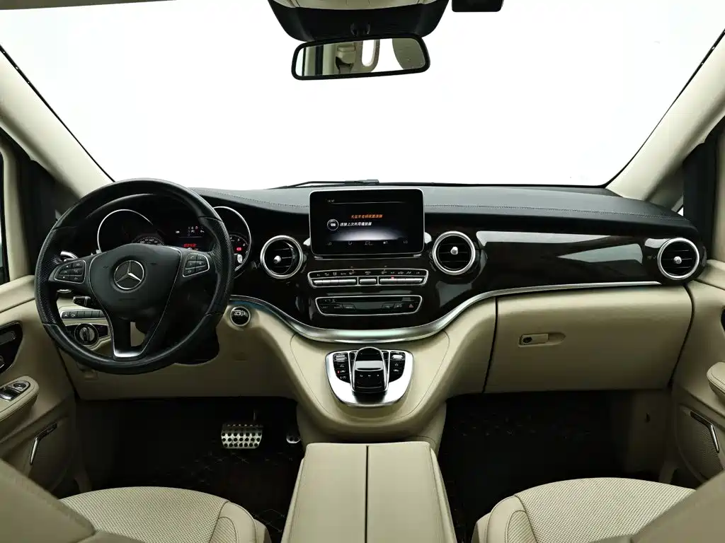 Mercedes-Benz V-Class — миниатюра 15