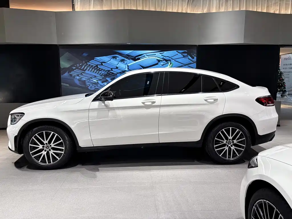 MERCEDES-BENZ GLC COUPE