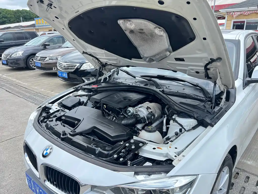 BMW 3 Series — миниатюра 26