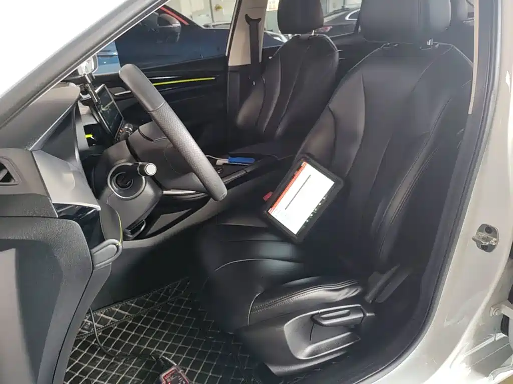 Roewe i5 — миниатюра 15
