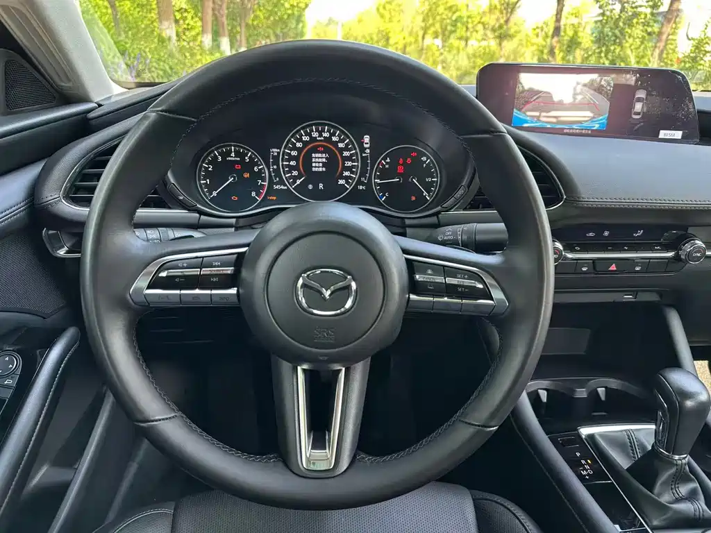 Mazda 3 Axela — миниатюра 14