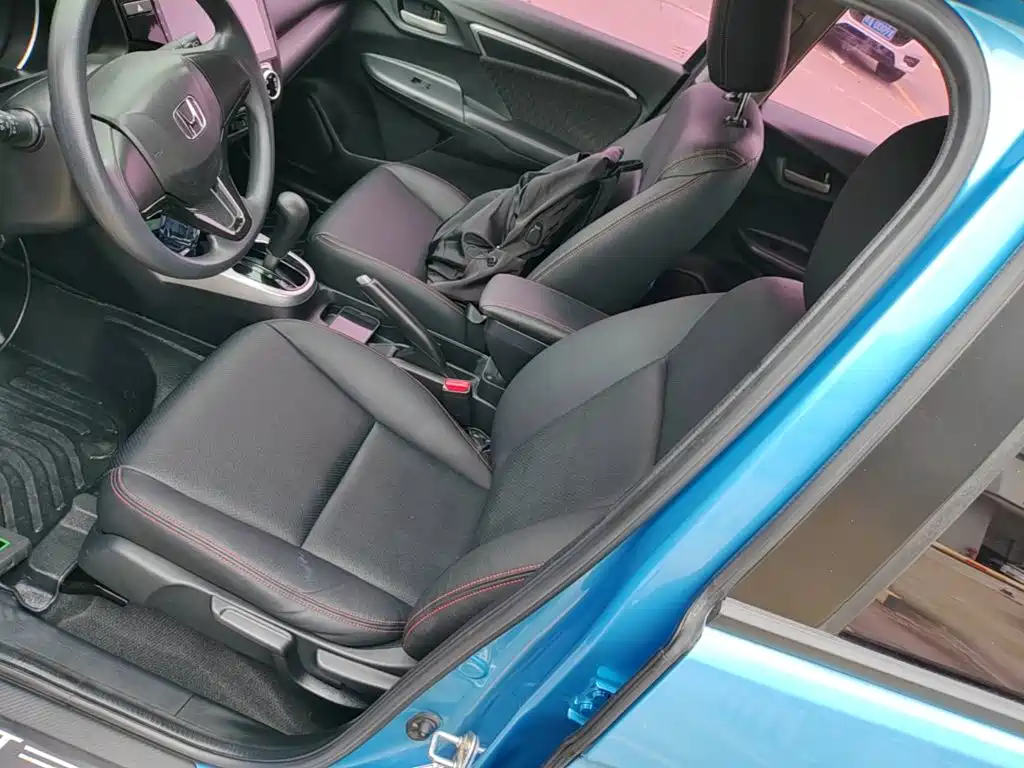 Honda Fit — миниатюра 15