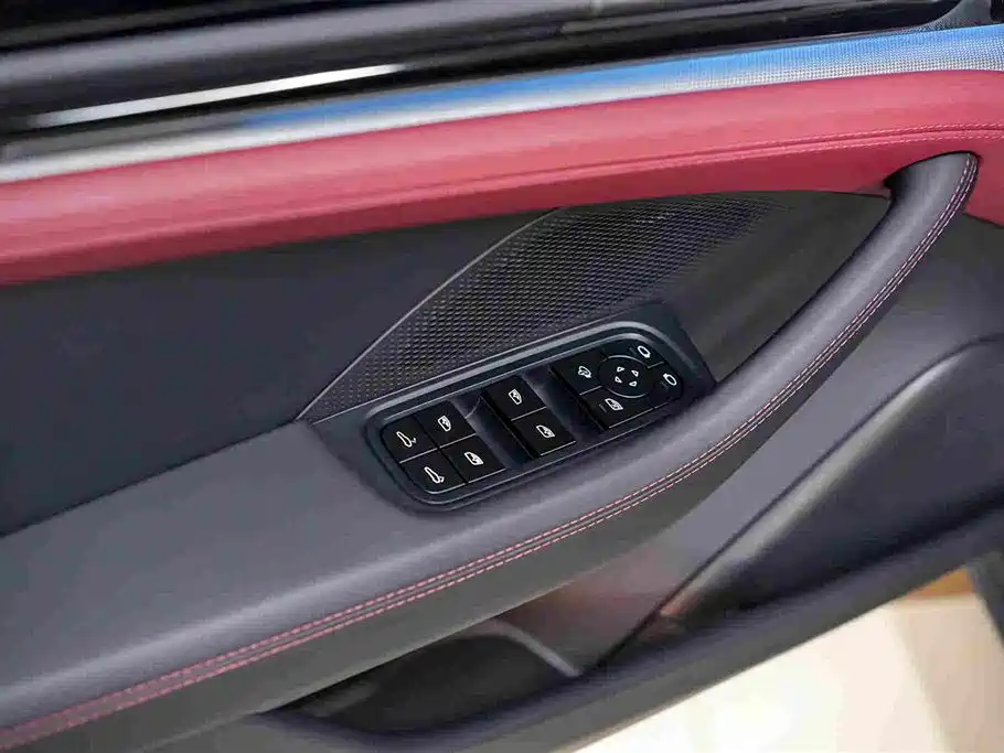Porsche Panamera — миниатюра 14