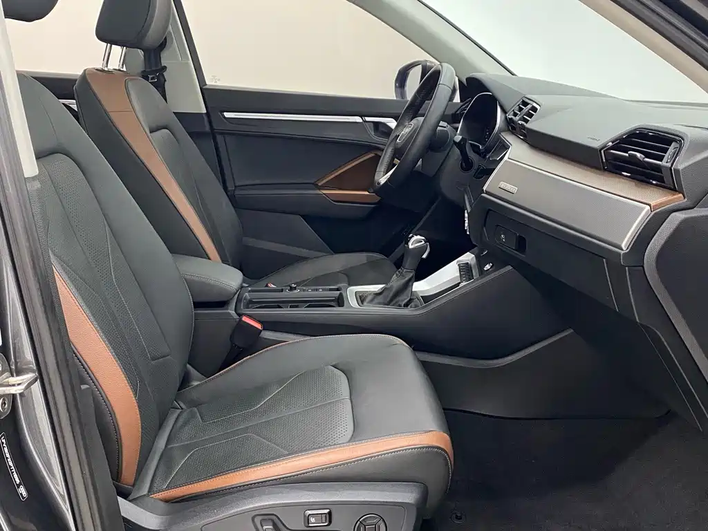 Audi Q3 — миниатюра 8