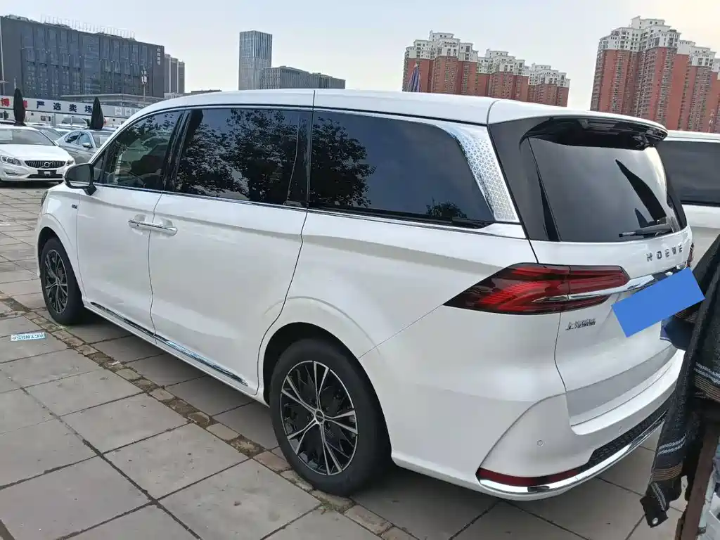 Roewe iMAX8 2023 400TGI