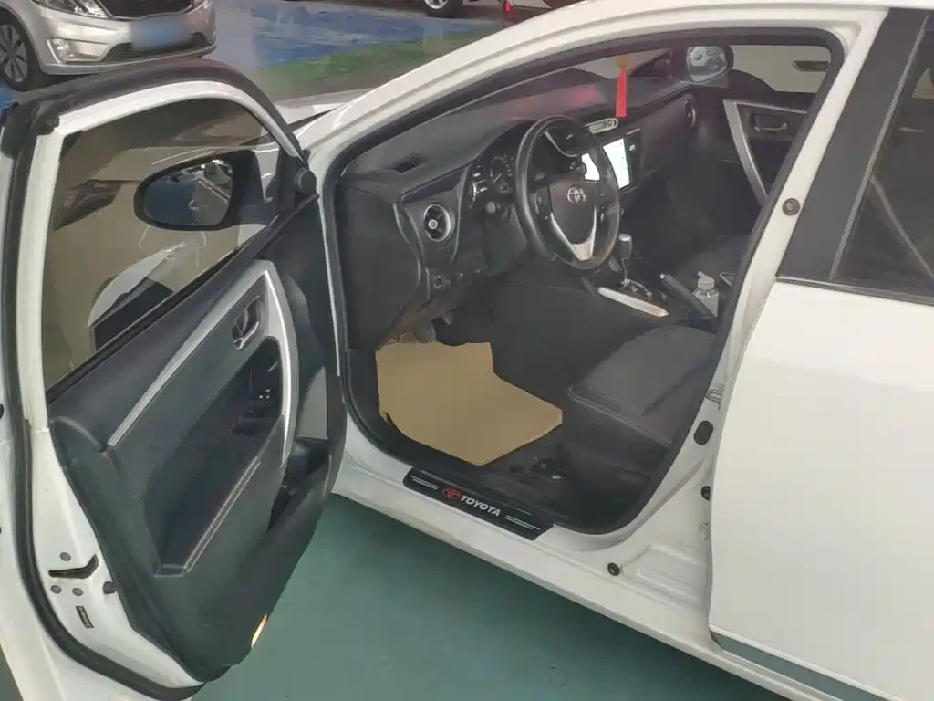 Toyota Corolla — миниатюра 16