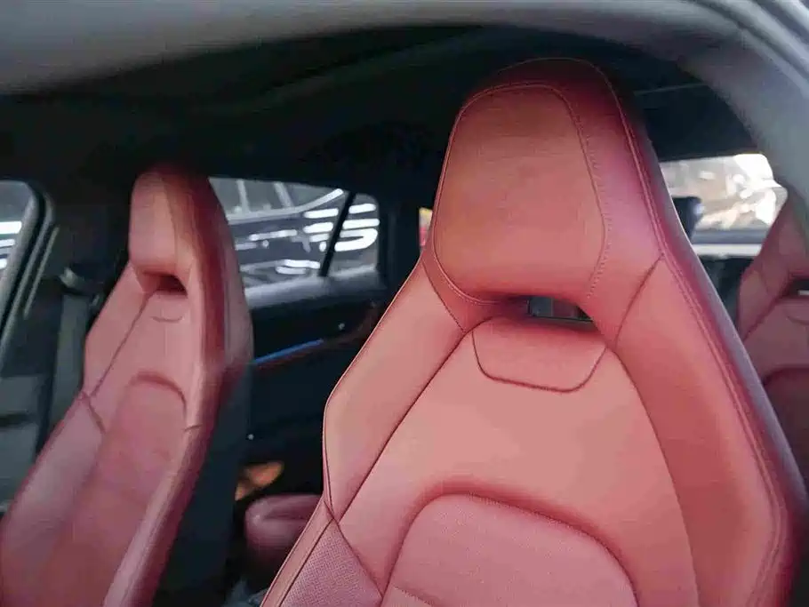 Porsche Panamera — миниатюра 6