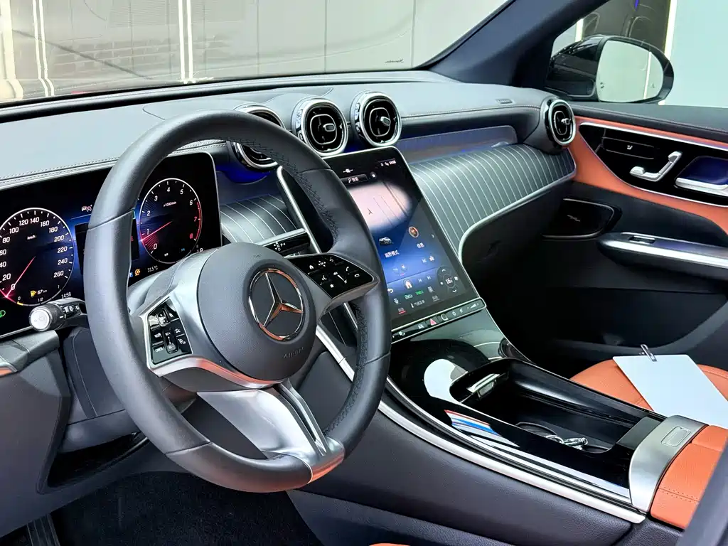 Mercedes-Benz GLC — миниатюра 5