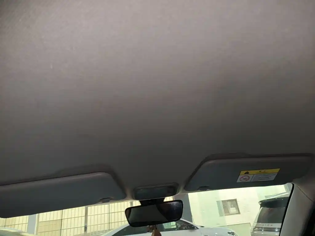Wuling MINIEV — миниатюра 18
