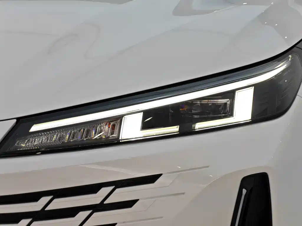 Changan Yida — миниатюра 12