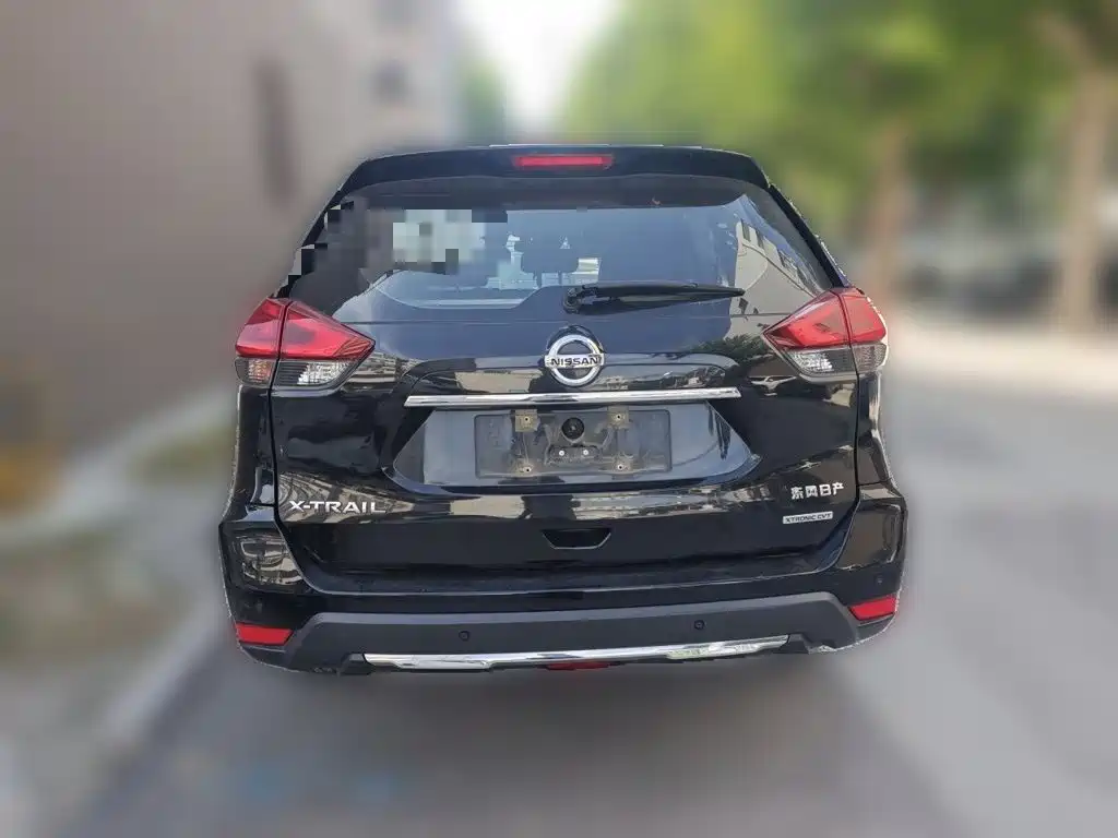 Nissan X-Trail — миниатюра 3