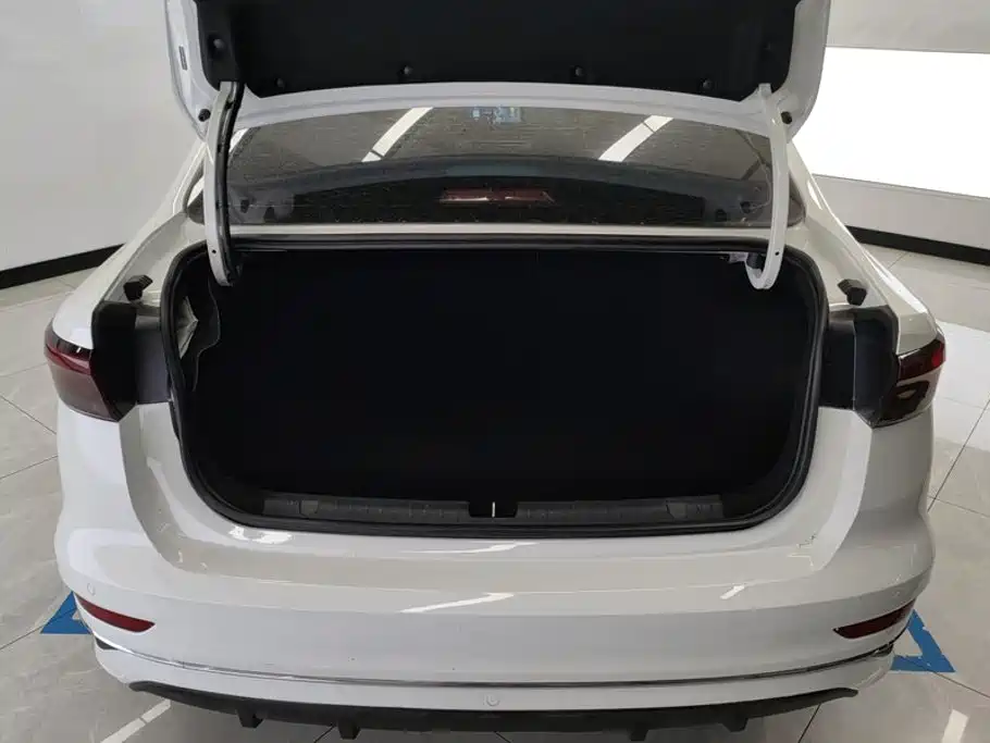 Geely Emgrand — миниатюра 4