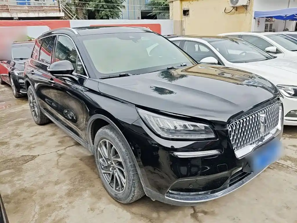 Lincoln Corsair — миниатюра 4