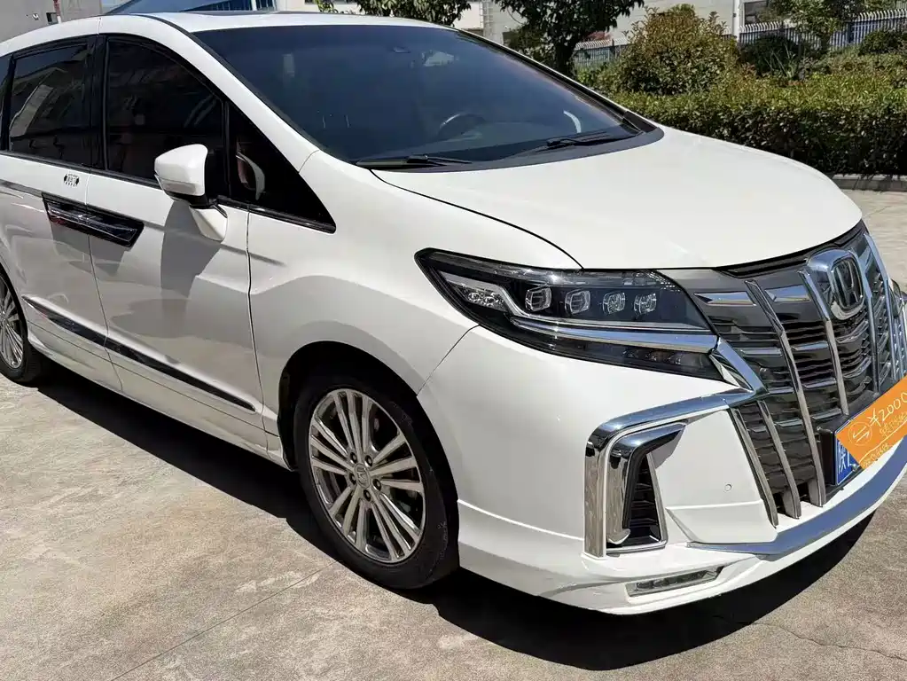 Honda Elysion — миниатюра 3