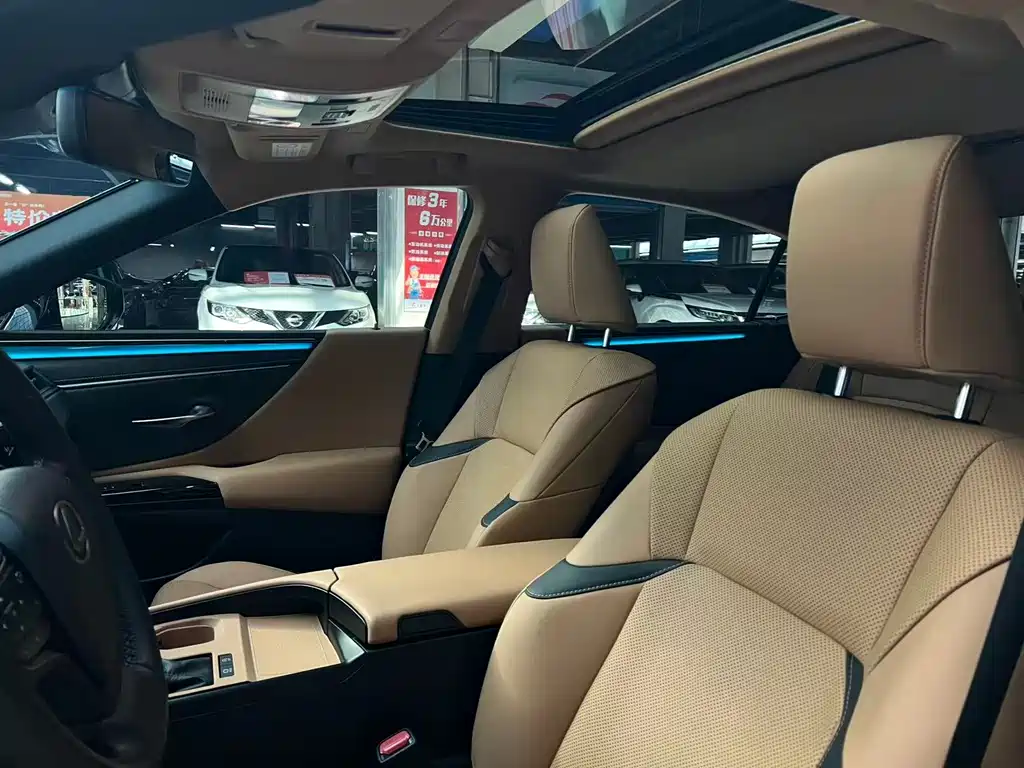 Lexus ES — миниатюра 13