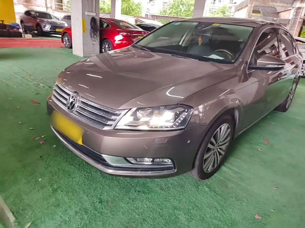 Volkswagen Magotan — миниатюра 2