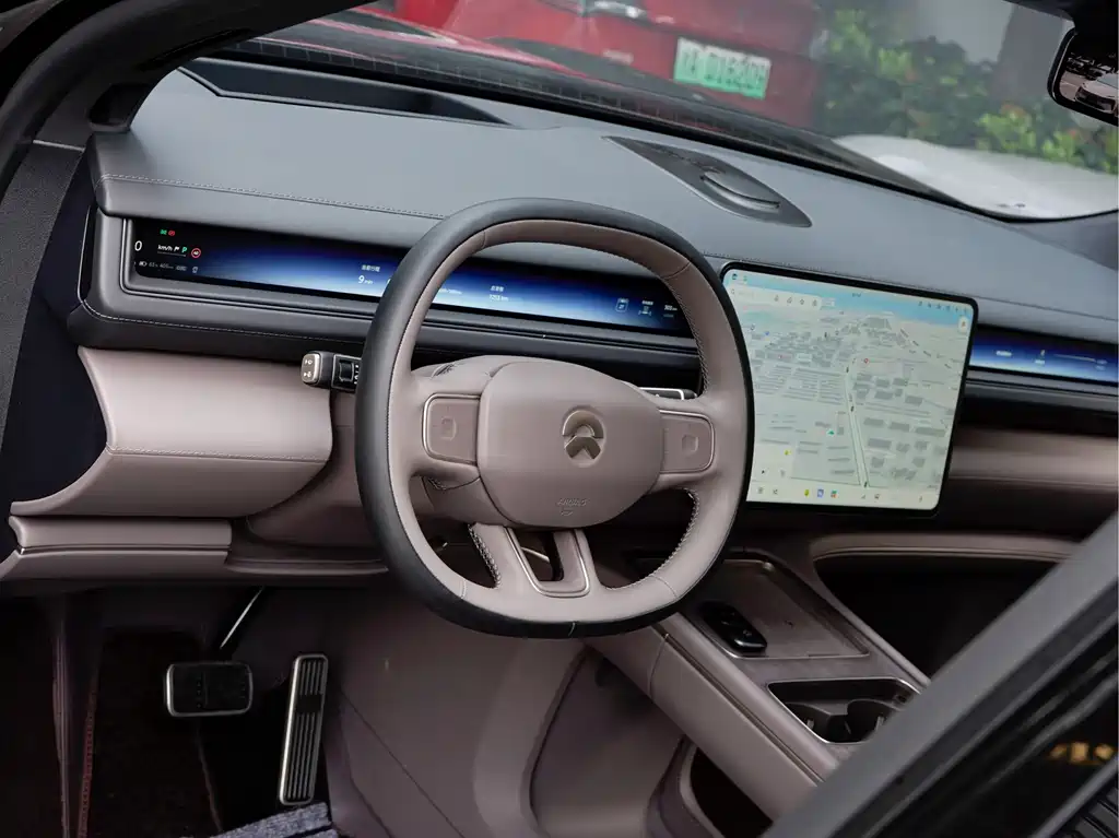 NIO ES8 2026 мест Executive Luxury
