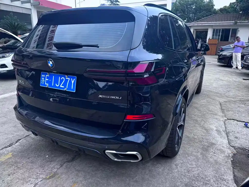 BMW X5 2025 xDrive 30Li Premium M Sport