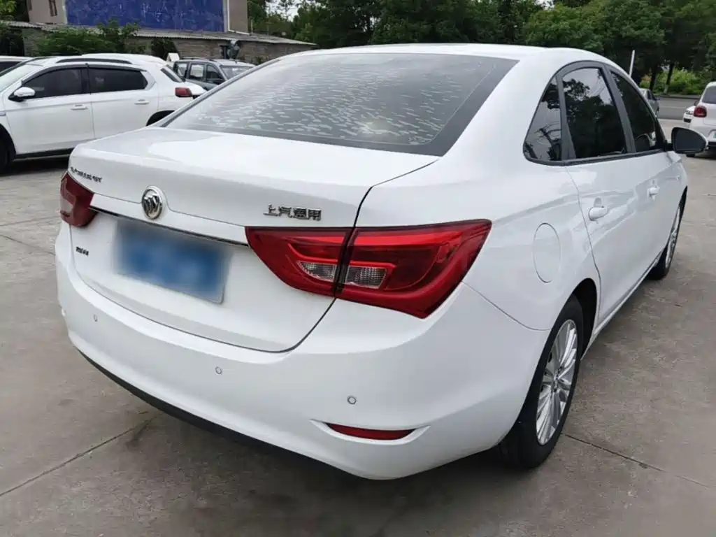 Buick Excelle — миниатюра 7