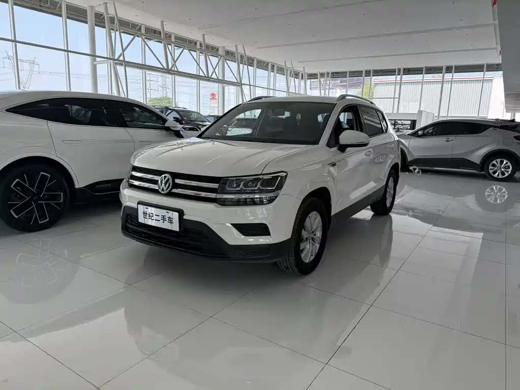 Купить Volkswagen Tharu