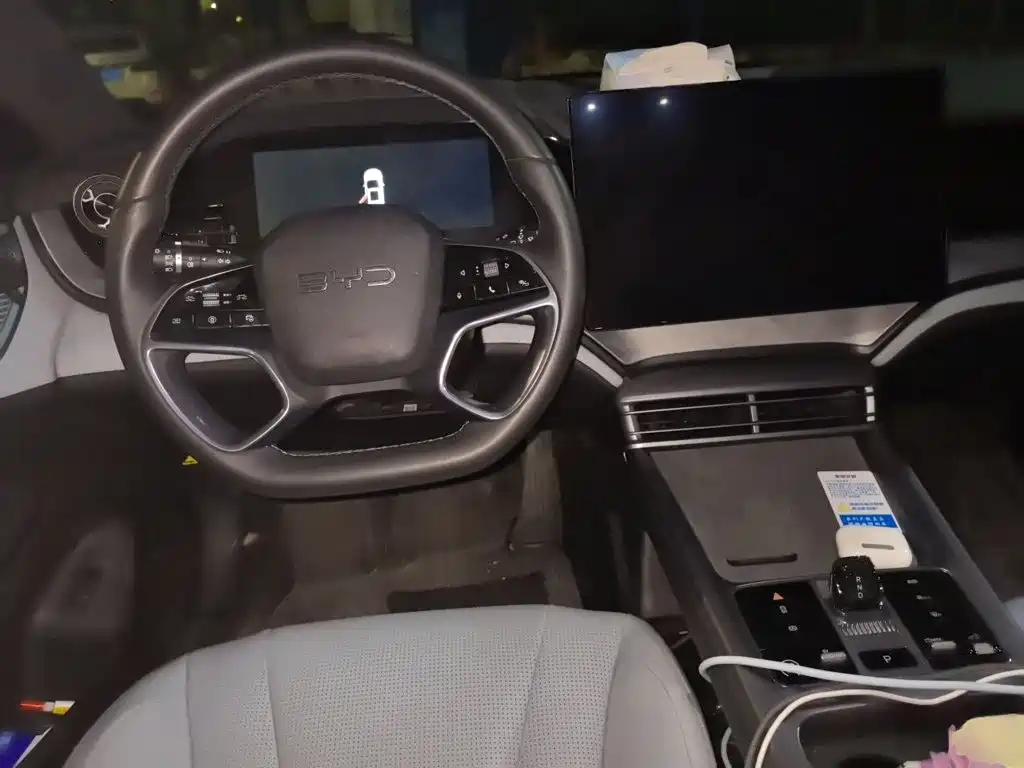 BYD Seal — миниатюра 10