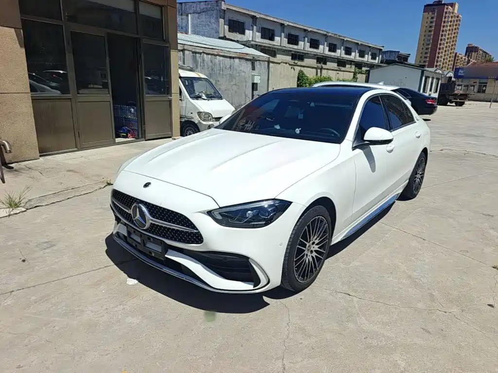 Mercedes-Benz C-Class — миниатюра 2