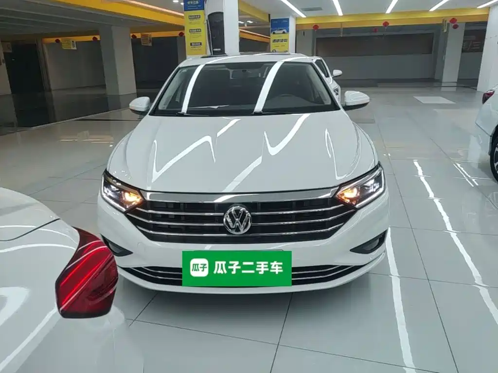 Volkswagen Sagitar — миниатюра 3