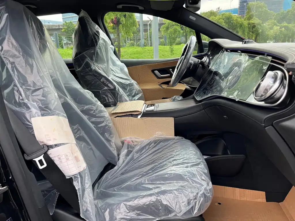 Mercedes-Benz EQS SUV — миниатюра 22