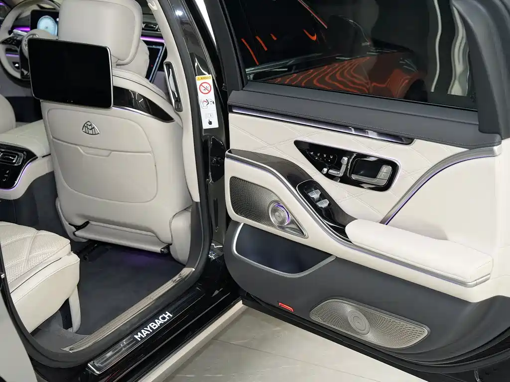 Mercedes-Benz S-Class — миниатюра 16