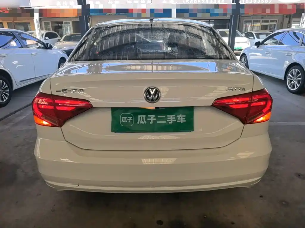 Volkswagen Jetta — миниатюра 6