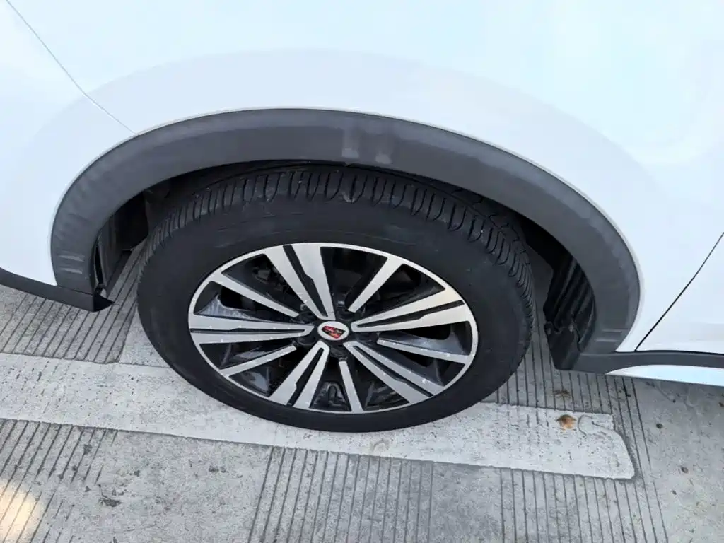 Roewe RX5 — миниатюра 23