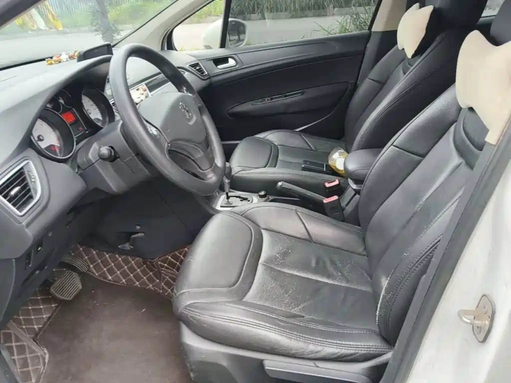 Peugeot 308 — миниатюра 15