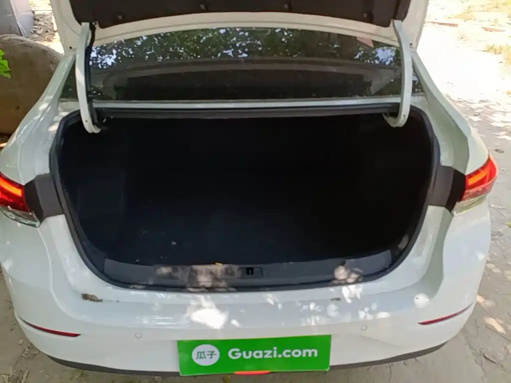 Buick Excelle — миниатюра 19