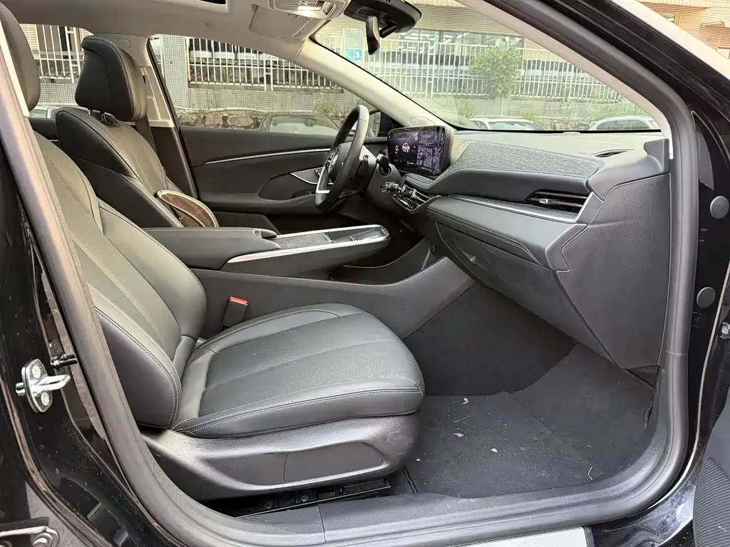 Buick LaCrosse — миниатюра 13