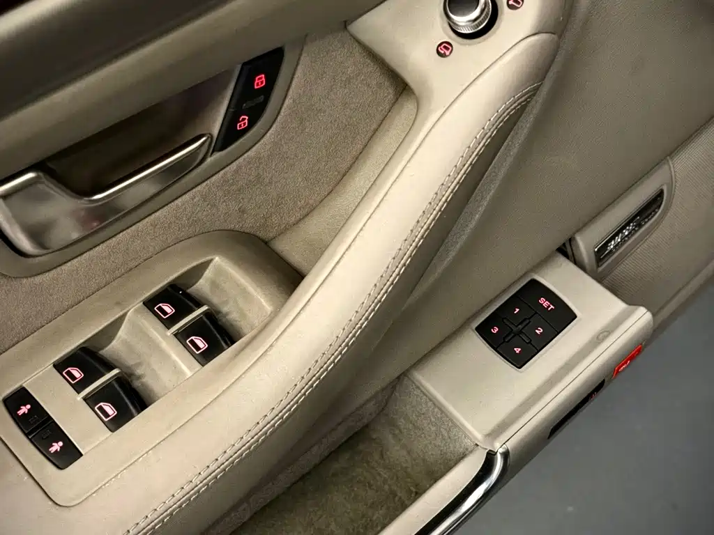 Audi A8 — миниатюра 9