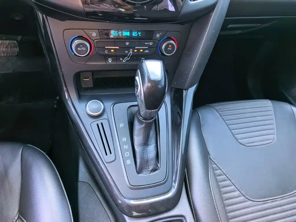 Ford Focus — миниатюра 14