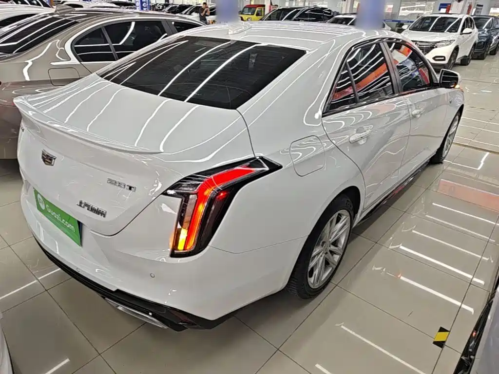 Cadillac CT4 — миниатюра 7