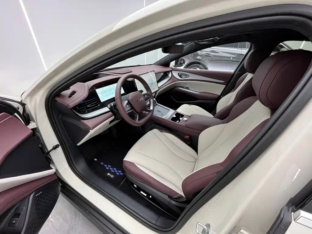 BYD Seal 07 DM-i — миниатюра 6