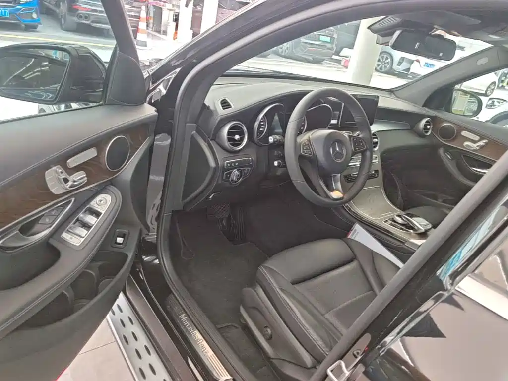 Mercedes-Benz GLC — миниатюра 16