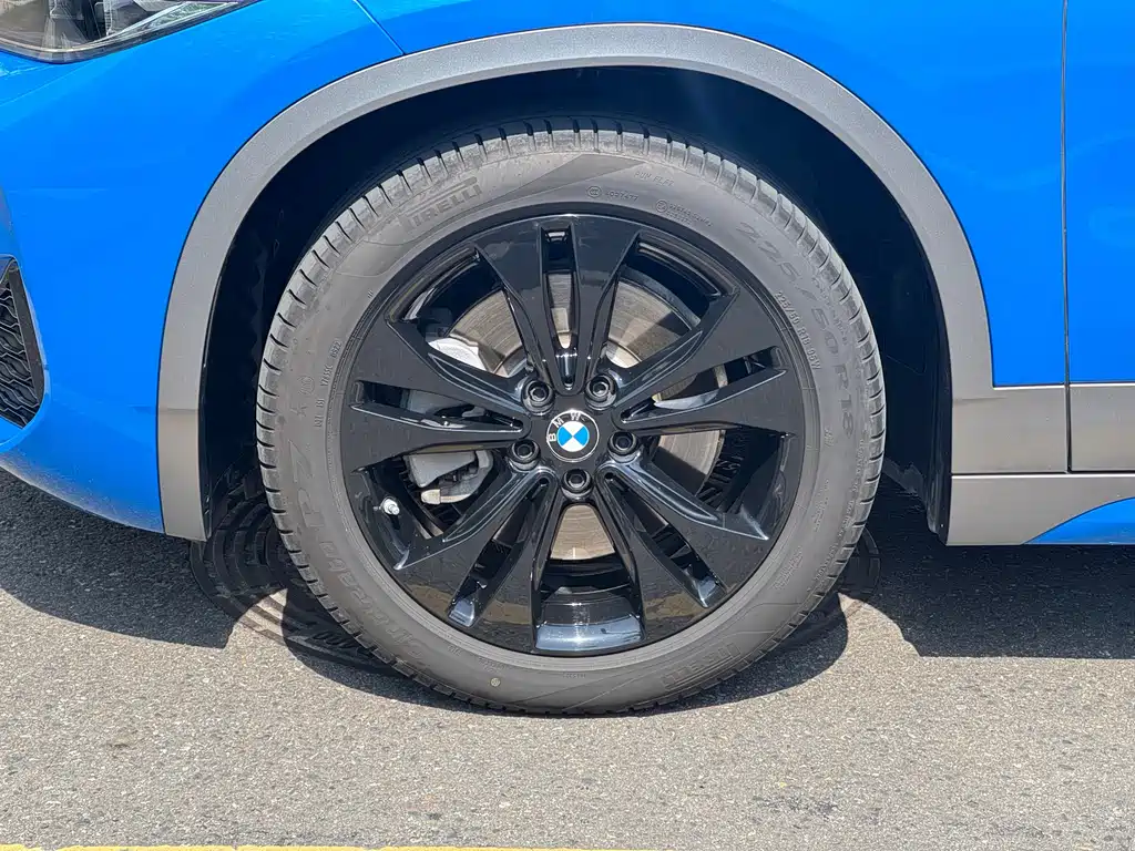BMW X2 2022 sDrive25i M