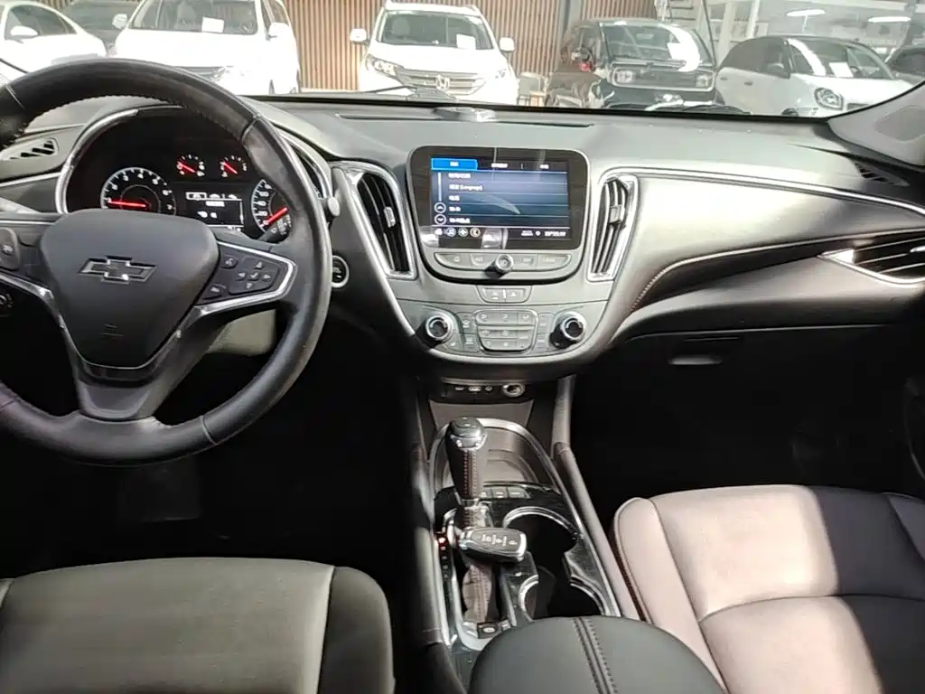 Chevrolet Malibu XL — миниатюра 13