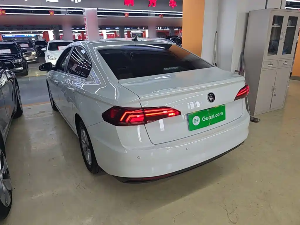 Volkswagen Bora — миниатюра 5